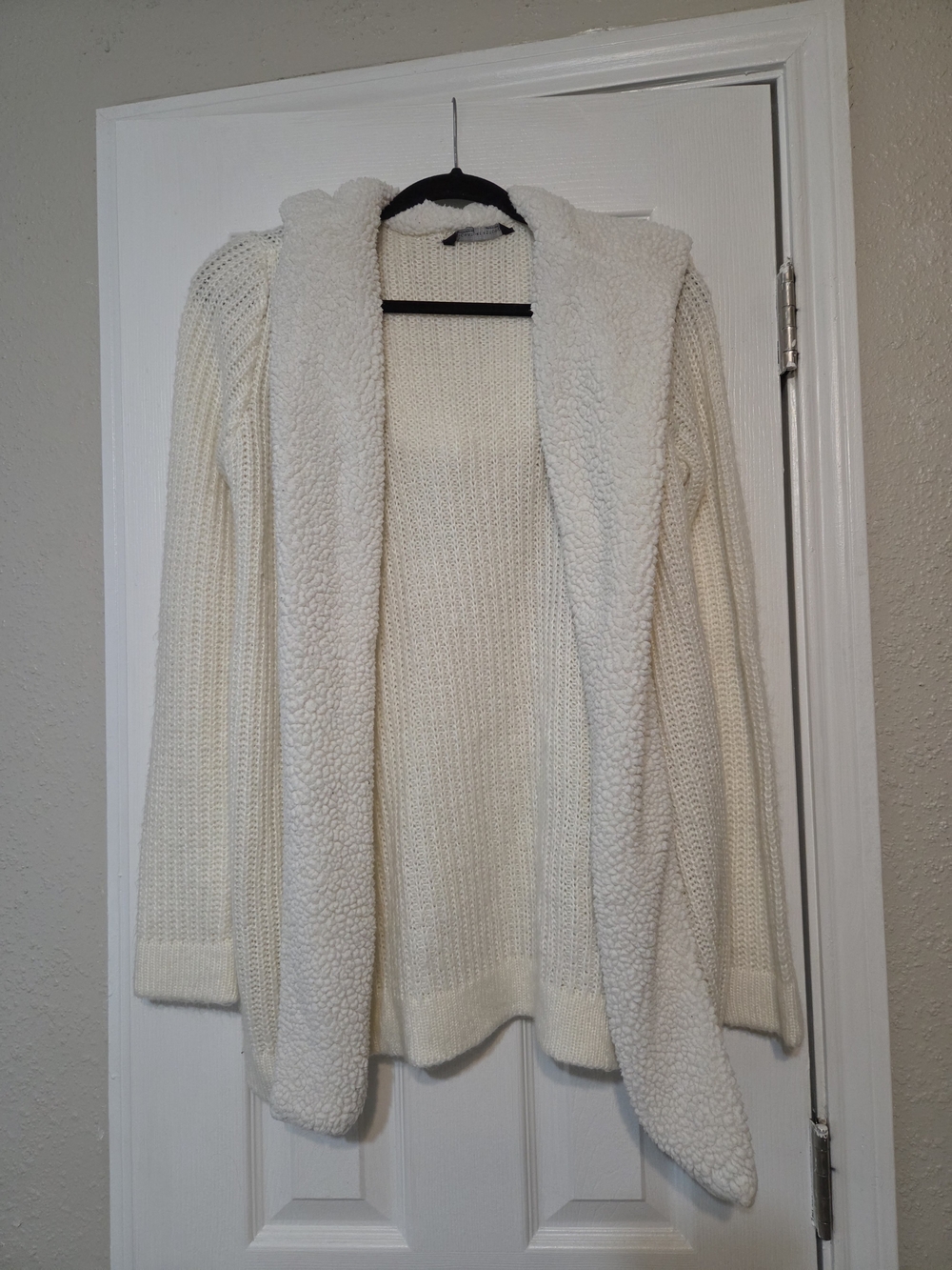 Signature Studio Cream Hooded Open-Front Sweater Cardigan